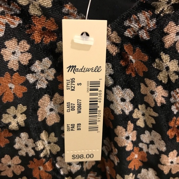 NWT Madewell Velvet Tulip Sleeve Ruffle Top Small - Picture 11 of 12